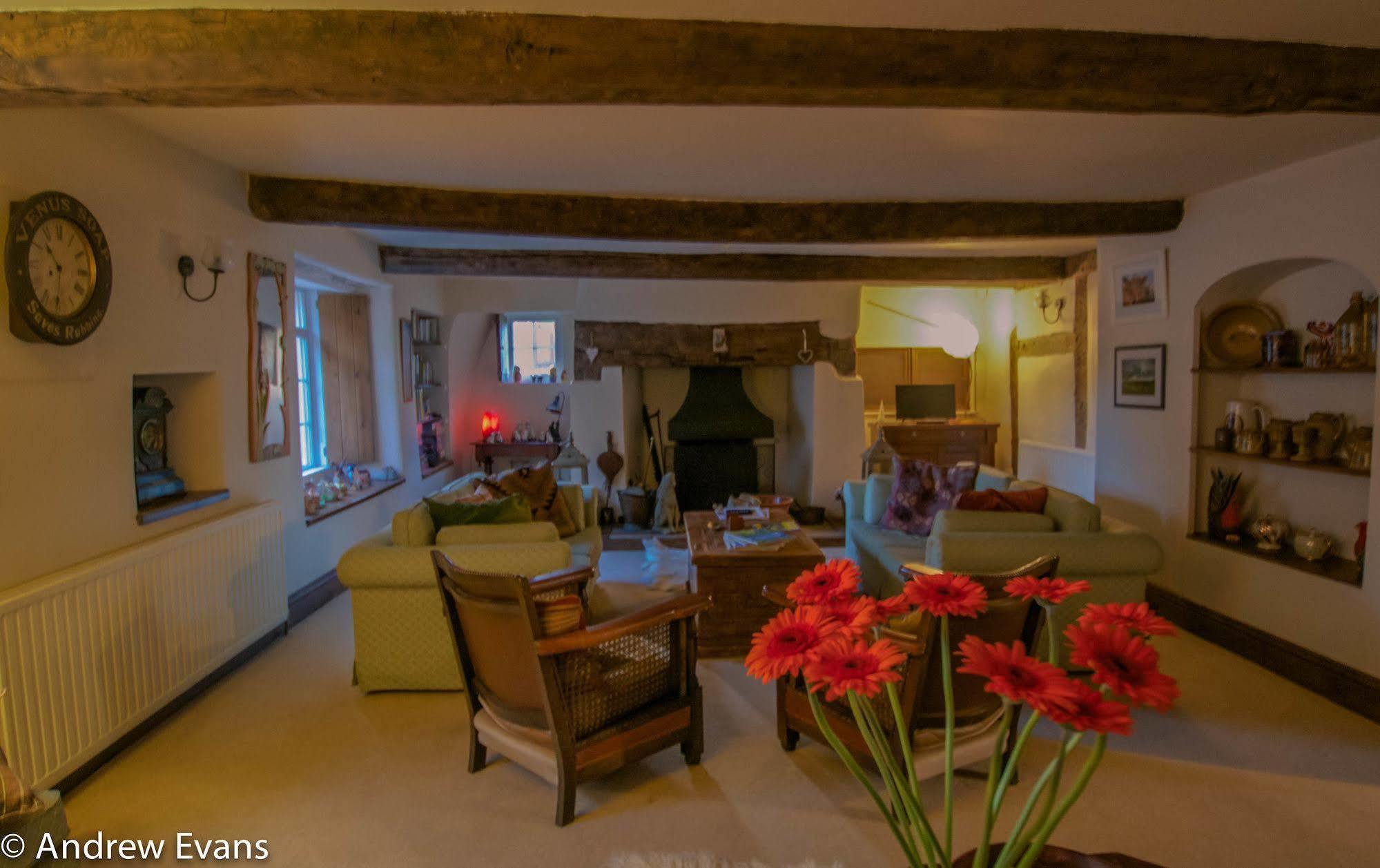 Lea House Bed And Breakfast Ross-on-Wye ภายนอก รูปภาพ